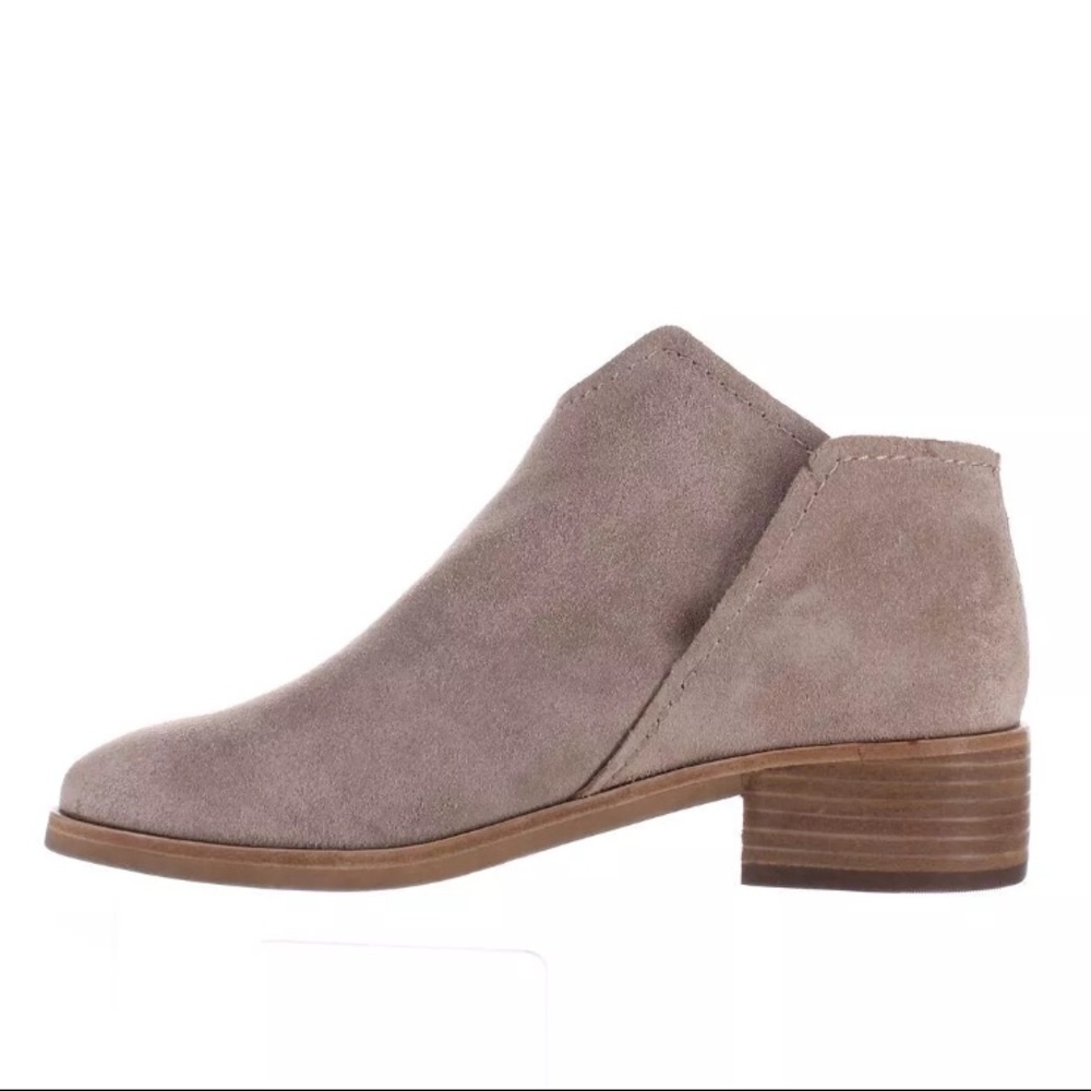 NWT Dolce Vita Trist Dark Taupe Suede Ankle Boots